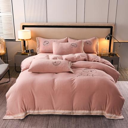 91家纺网 家纺一手货源 找家纺 总 金麦2022新款230克全消光A类牛奶绒四件套-伊丽莎白