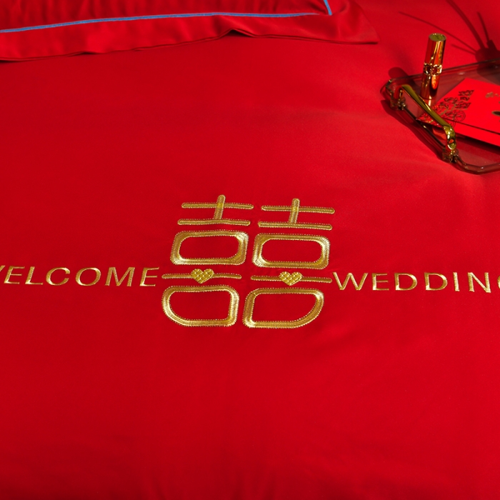 91家纺网 家纺一手货源 找家纺 卓缦2024新款加厚磨毛婚庆婚庆被大红喜被四件套 满心欢喜