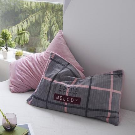 91家纺网 家纺一手货源 找家纺 爱港 2023冬季新款加厚牛奶绒法莱绒肌理纹枕套 校园旋律