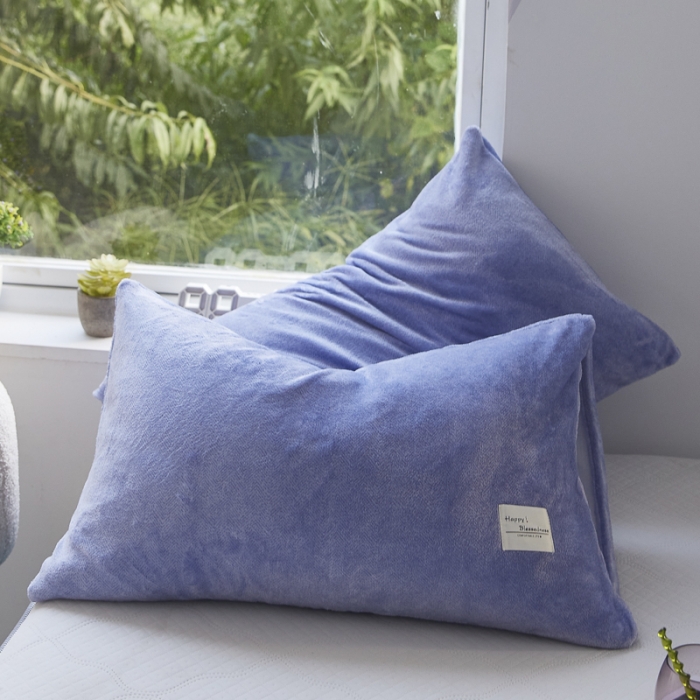 91家纺网 家纺一手货源 找家纺 爱港 2023冬季新款加厚牛奶绒法莱绒肌理纹枕套 牛仔蓝