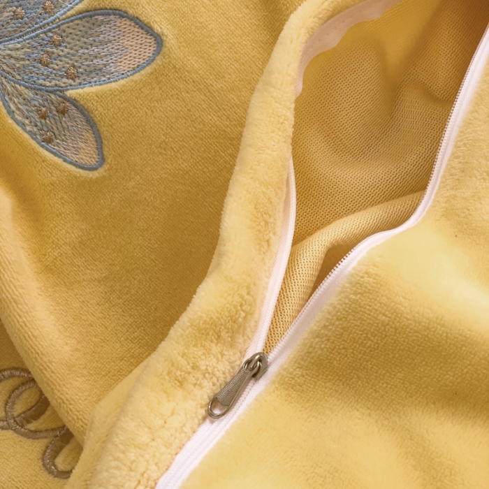 91家纺网 家纺一手货源 找家纺 （总）靓生活 新款纯色牛奶绒绣花小清新床裙四件套-初遇