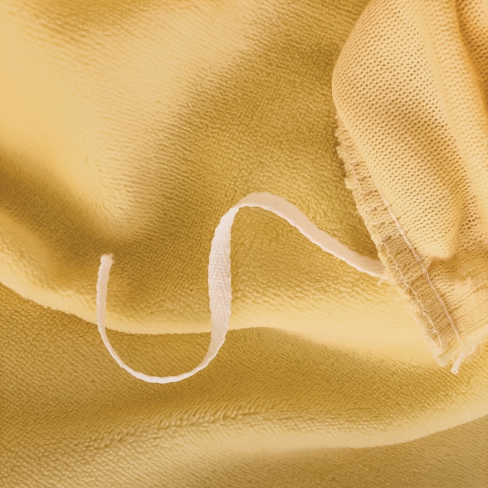 91家纺网 家纺一手货源 找家纺 靓生活 2022新款纯色牛奶绒绣花小清新床裙四件套-初遇 奶油黄