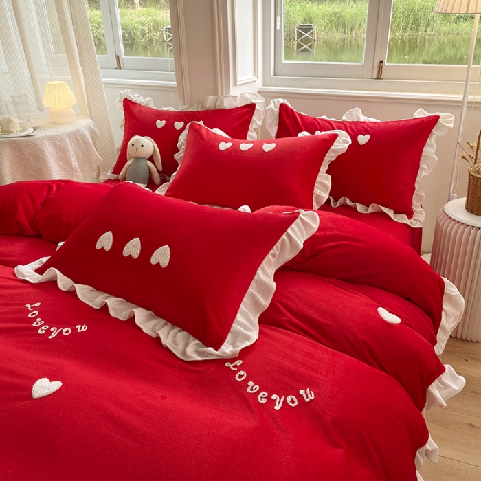 91家纺网 家纺一手货源 找家纺 金米诺 2022直播供货韩版花边纯色牛奶绒水晶四件套 大红