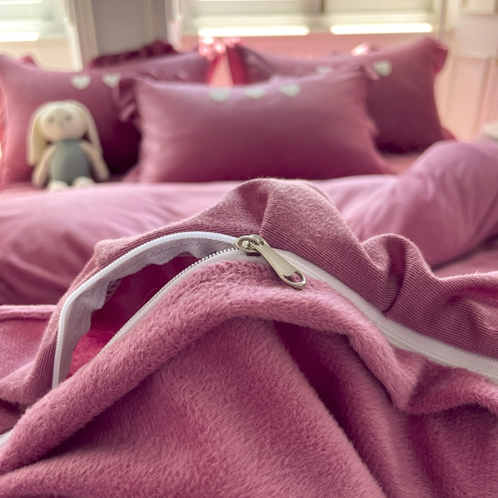 91家纺网 家纺一手货源 找家纺 金米诺 2022直播供货韩版花边纯色牛奶绒水晶四件套 豆沙色