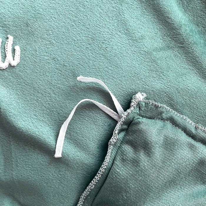 91家纺网 家纺一手货源 找家纺 金米诺 2022直播供货韩版花边纯色牛奶绒水晶四件套 橄榄绿