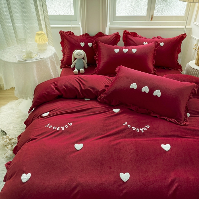 91家纺网 家纺一手货源 找家纺 金米诺 2022直播供货韩版花边纯色牛奶绒水晶四件套 樱桃红