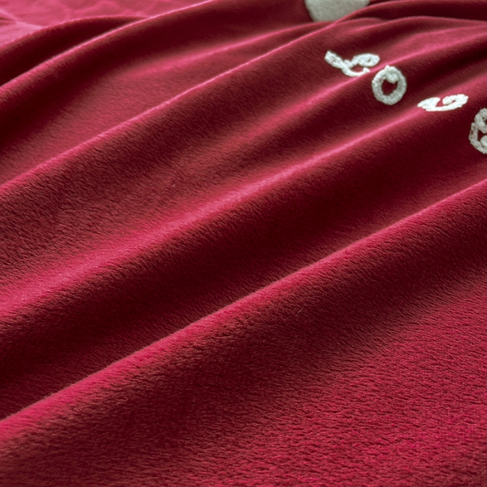 91家纺网 家纺一手货源 找家纺 金米诺 2022直播供货韩版花边纯色牛奶绒水晶四件套 樱桃红