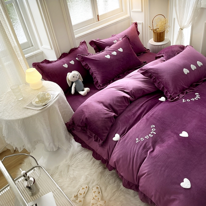 91家纺网 家纺一手货源 找家纺 金米诺 2022直播供货韩版花边纯色牛奶绒水晶四件套 紫色