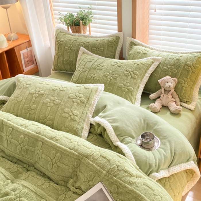 91家纺网 家纺一手货源 找家纺 蜜柚2024新款四叶草系列提花塔芙绒四件套四件套四叶草-果绿