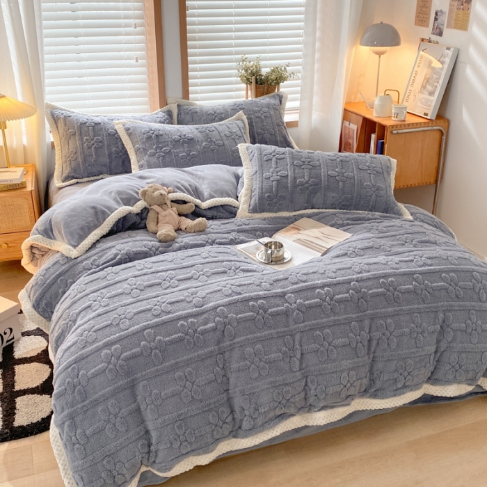 91家纺网 家纺一手货源 找家纺 蜜柚2024新款四叶草系列提花塔芙绒四件套 四叶草-星空灰