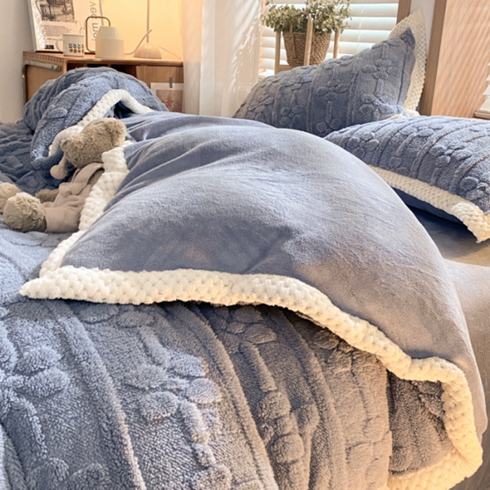 91家纺网 家纺一手货源 找家纺 蜜柚2024新款四叶草系列提花塔芙绒四件套 四叶草-星空灰