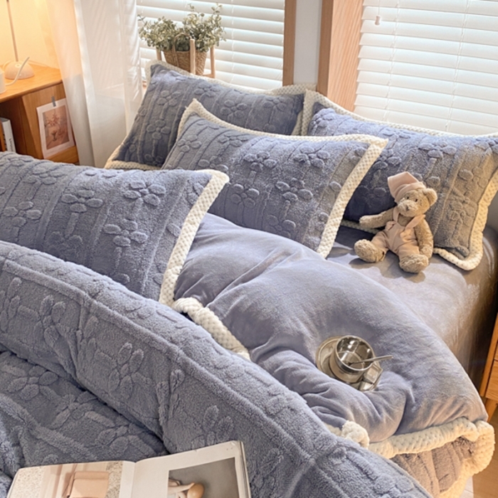 91家纺网 家纺一手货源 找家纺 蜜柚2024新款四叶草系列提花塔芙绒四件套 四叶草-星空灰