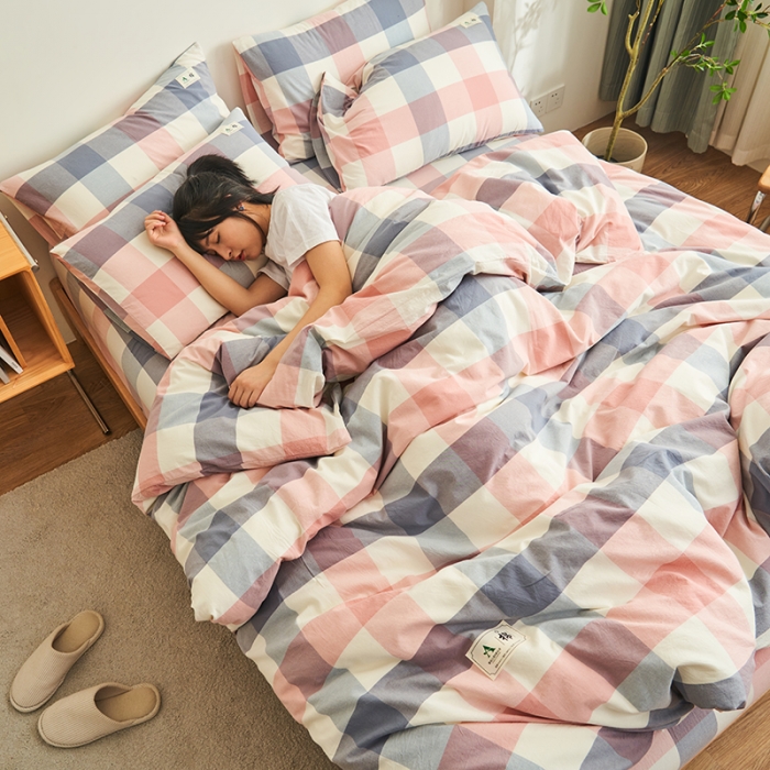 91家纺网 家纺一手货源 找家纺 21度C 2023新款A类全棉色织水洗棉单品被套 格韵粉