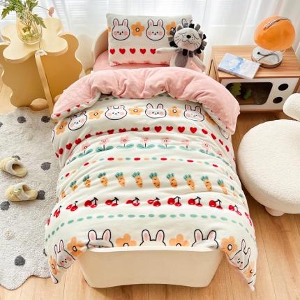 91家纺网 家纺一手货源 找家纺 （总）嗨生活 新款秋冬加厚全消光牛奶绒儿童幼儿园被套盖毯