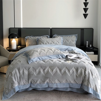 91家纺网 家纺一手货源 找家纺 罗优新款轻奢兔毛四件套A版320克兔兔绒，B版220克牛奶绒