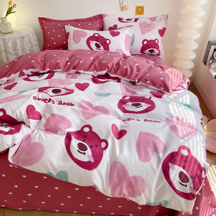 91家纺网 家纺一手货源 找家纺 小芽 迪士尼植物羊绒四件套 爱心草莓熊