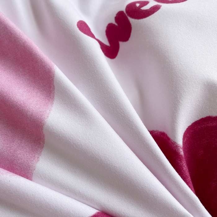 91家纺网 家纺一手货源 找家纺 小芽 迪士尼植物羊绒四件套 爱心草莓熊