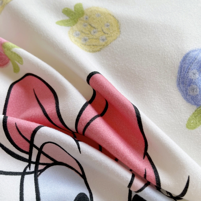 91家纺网 家纺一手货源 找家纺 小芽 迪士尼植物羊绒四件套 草莓黛西