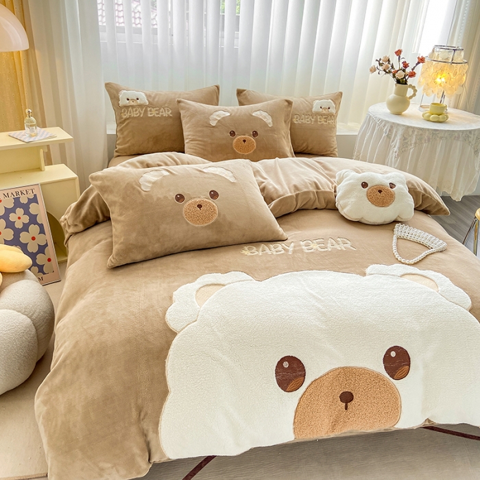 91家纺网 家纺一手货源 找家纺 （总）涵宸2022新款加厚牛奶绒贴布绣系列四件套