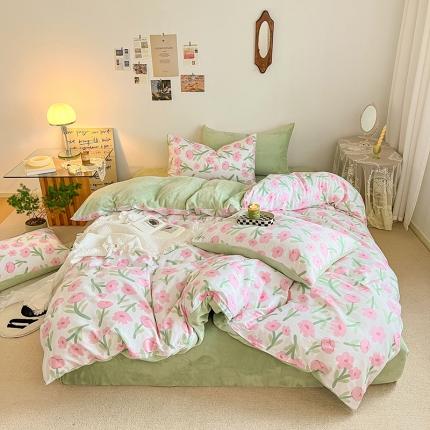 91家纺网 家纺一手货源 找家纺 （总）麦伦 2022新款棉加牛奶绒保暖四件套 复古碎花系列