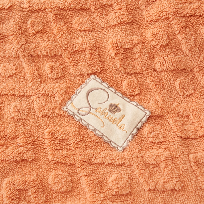91家纺网 家纺一手货源 找家纺 21度C 2023新款塔复绒+贝贝绒双层复合毯 凌角点-焦糖橙