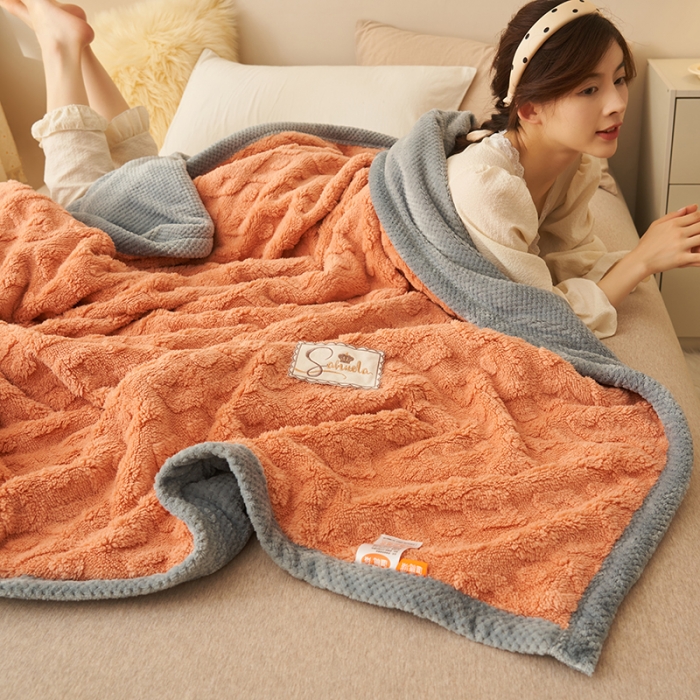 91家纺网 家纺一手货源 找家纺 21度C 2023新款塔复绒+贝贝绒双层复合毯 凌角点-焦糖橙