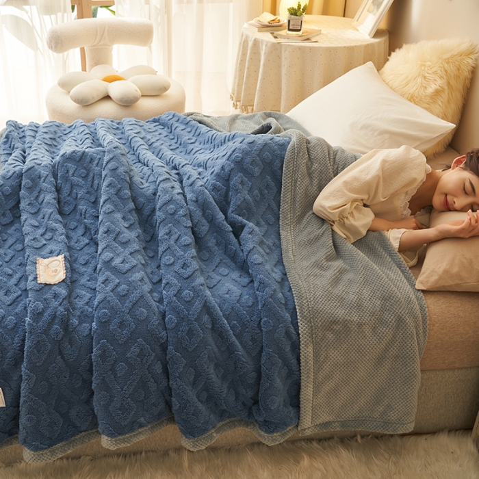 91家纺网 家纺一手货源 找家纺 21度C 2023新款塔复绒+贝贝绒双层复合毯 凌角点-深紫蓝