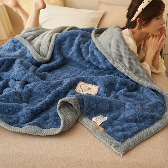 91家纺网 家纺一手货源 找家纺 21度C 2023新款塔复绒+贝贝绒双层复合毯 凌角点-深紫蓝