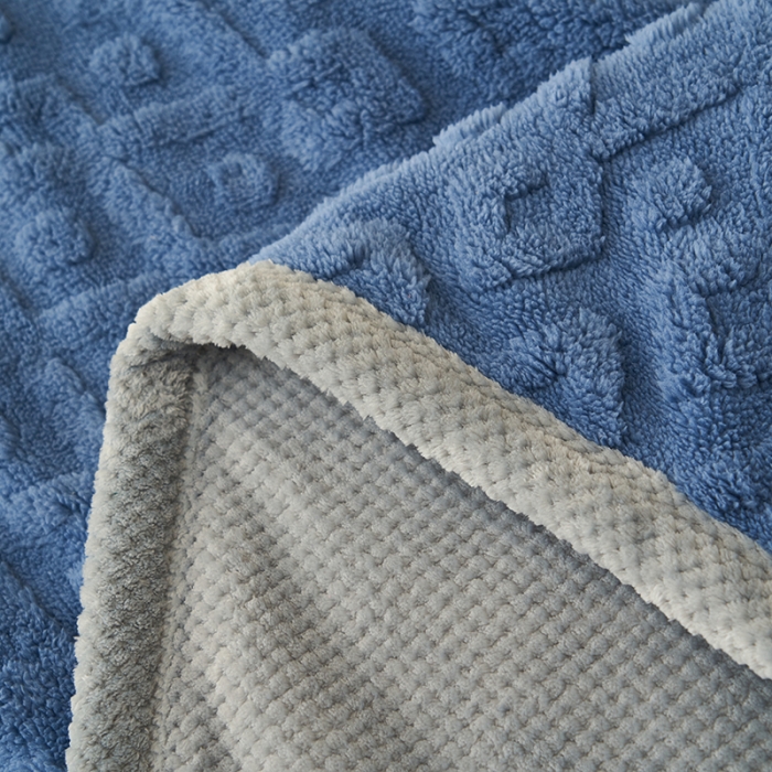 91家纺网 家纺一手货源 找家纺 21度C 2023新款塔复绒+贝贝绒双层复合毯 凌角点-深紫蓝