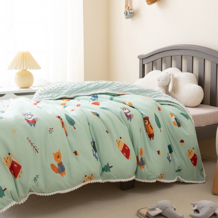 91家纺网 家纺一手货源 找家纺 喜多兔 2022新款小可爱豆豆被 动物王国绿色