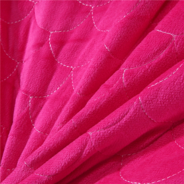 91家纺网 家纺一手货源 找家纺 青竹苑2022款水晶绒全绗缝床裙被套四件套加厚保暖被罩床罩 西瓜红