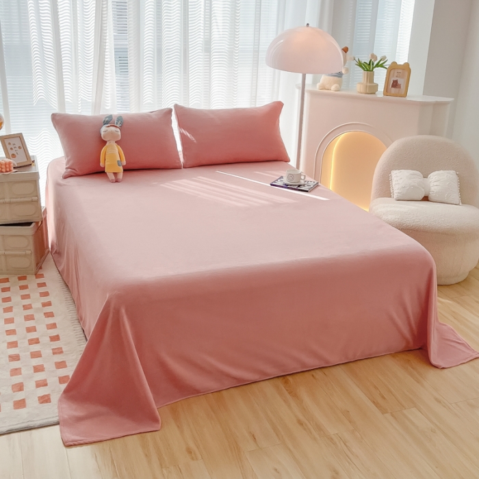 91家纺网 家纺一手货源 找家纺 雨帆家纺 2022新款牛奶绒单品床单系列 少女粉