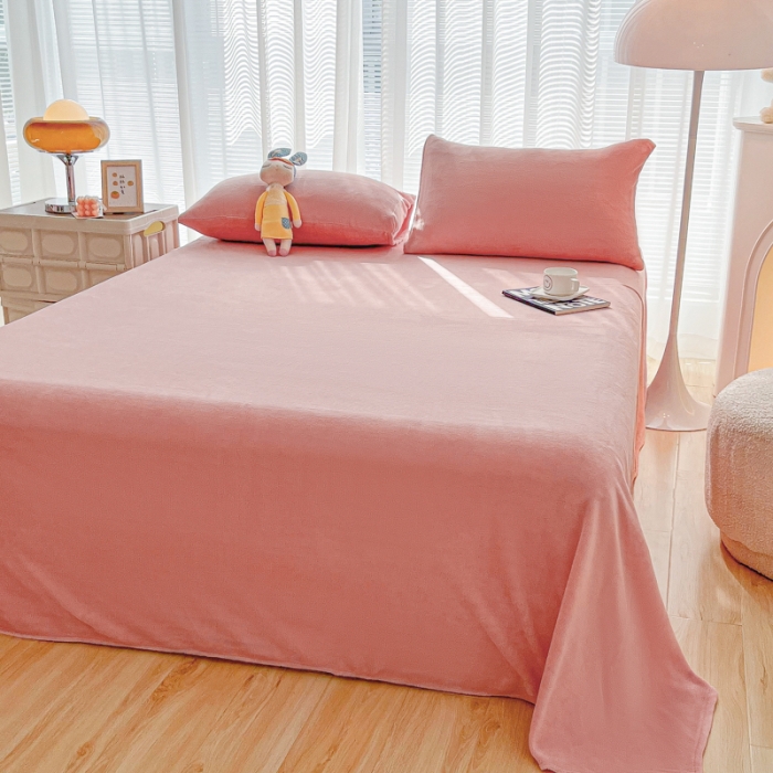 91家纺网 家纺一手货源 找家纺 雨帆家纺 2022新款牛奶绒单品床单系列 少女粉