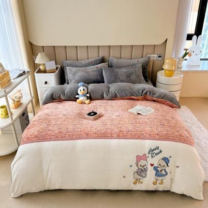 91家纺网 家纺一手货源 找家纺 （总）芃成 2022新款牛奶绒小香风刺绣卡通四件套