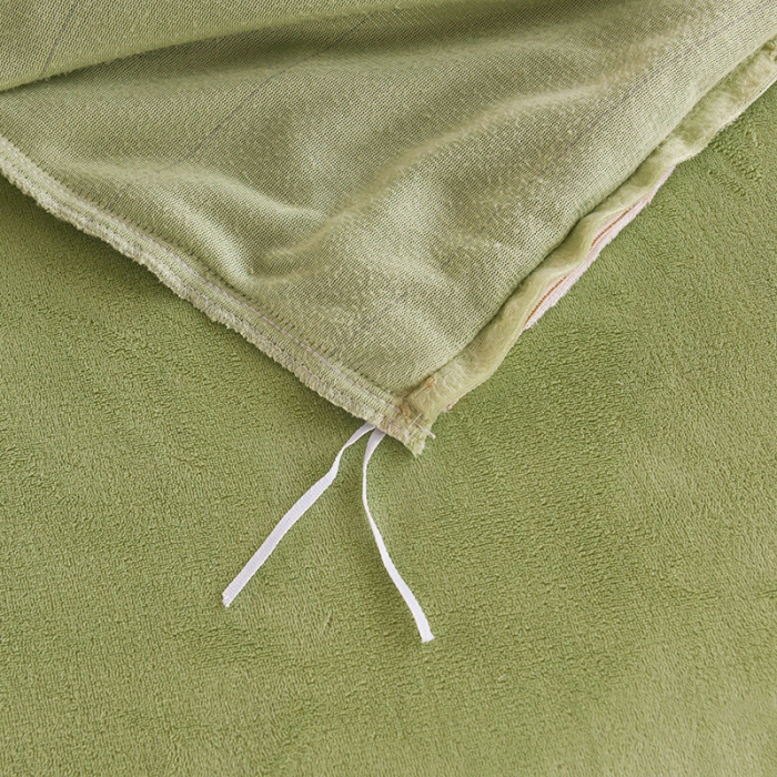 91家纺网 家纺一手货源 找家纺 绒世界 2024新款牛奶绒香斐系列四件套 抹茶绿