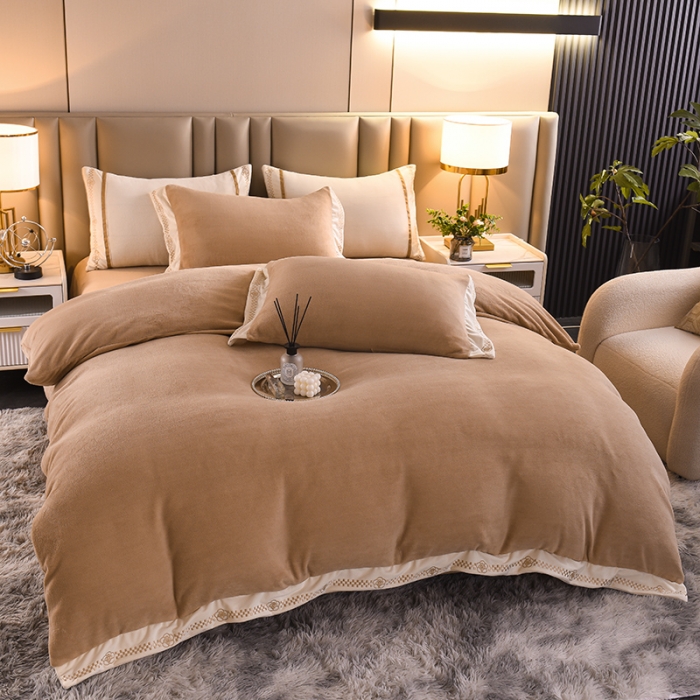 91家纺网 家纺一手货源 找家纺 绒世界 2024新款牛奶绒香斐系列四件套 香草咖