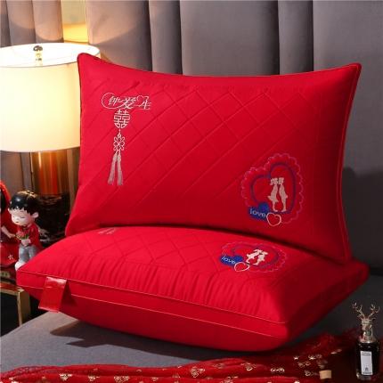 91家纺网 家纺一手货源 找家纺 天意美枕芯 2022新款全棉刺绣大红婚庆立体花式枕芯枕头 钟爱一生