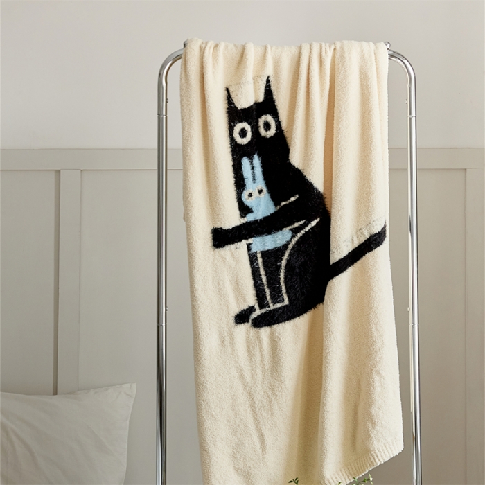 91家纺网 家纺一手货源 找家纺 暖绵绵 新款半边绒毛毯-弯月猫系列 弯月猫-黑猫