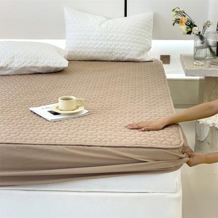 91家纺网 家纺一手货源 找家纺 三味舒屋 2024新款爱心款加高全棉夹棉床笠 布莱垦棕