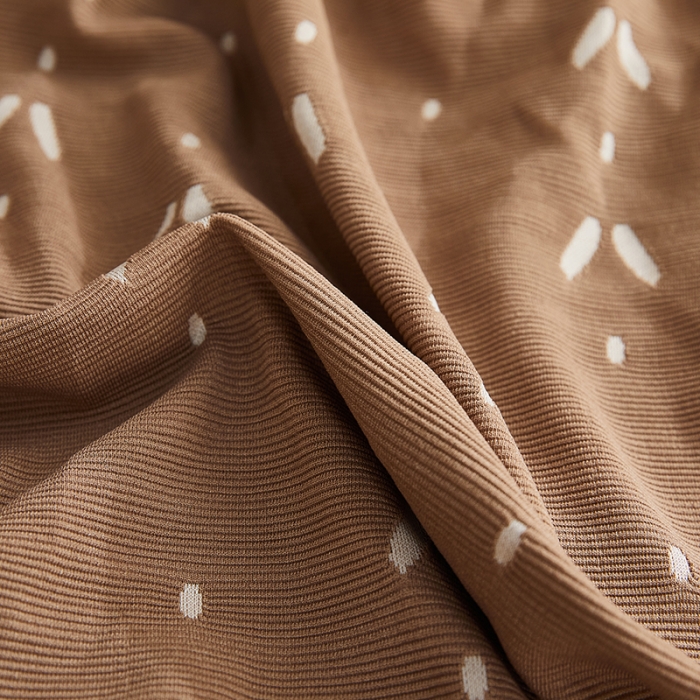 91家纺网 家纺一手货源 找家纺 逐日沙发套 2023新款酷丝麻沙发笠套-点点 酷丝-驼色