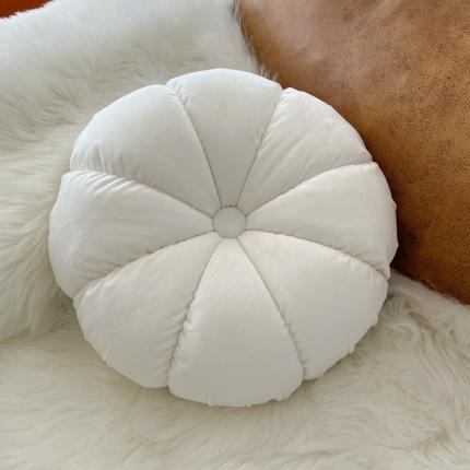 91家纺网 家纺一手货源 找家纺 （总）918拾朵家居 2022新款荷兰绒花苞圆枕