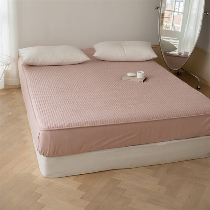 91家纺网 家纺一手货源 找家纺 三味舒屋 2024新款全棉夹棉条纹床笠 粉色