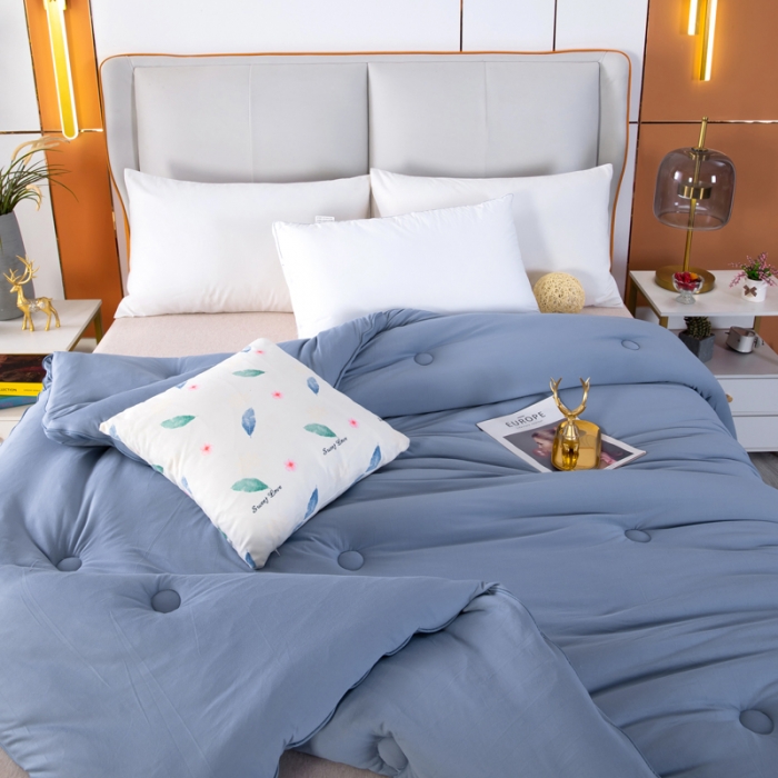 91家纺网 家纺一手货源 找家纺 天瑜家纺新款A类牛奶丝针织棉暖糯冬被春秋被被芯被子 宾利蓝