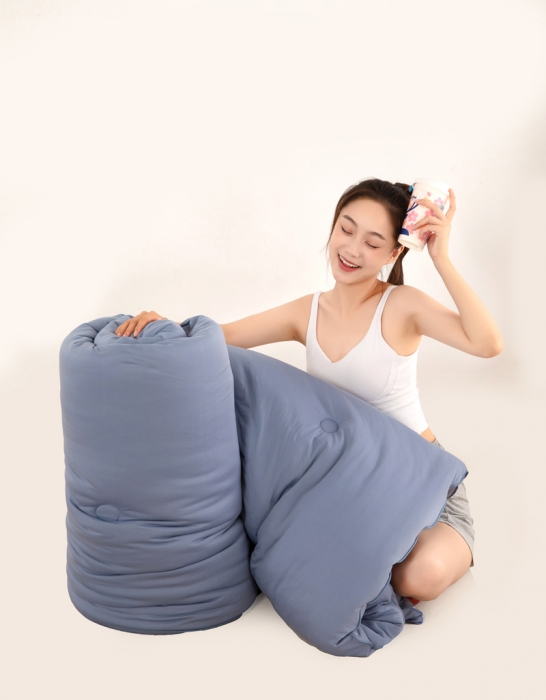 91家纺网 家纺一手货源 找家纺 天瑜家纺新款A类牛奶丝针织棉暖糯冬被春秋被被芯被子 宾利蓝