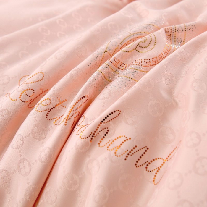 91家纺网 家纺一手货源 找家纺 （总）伊被源 2022新款磨毛提花冬被