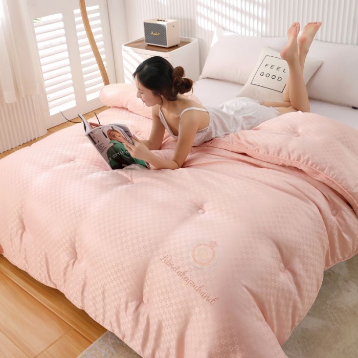 91家纺网 家纺一手货源 找家纺 （总）伊被源 2022新款磨毛提花冬被