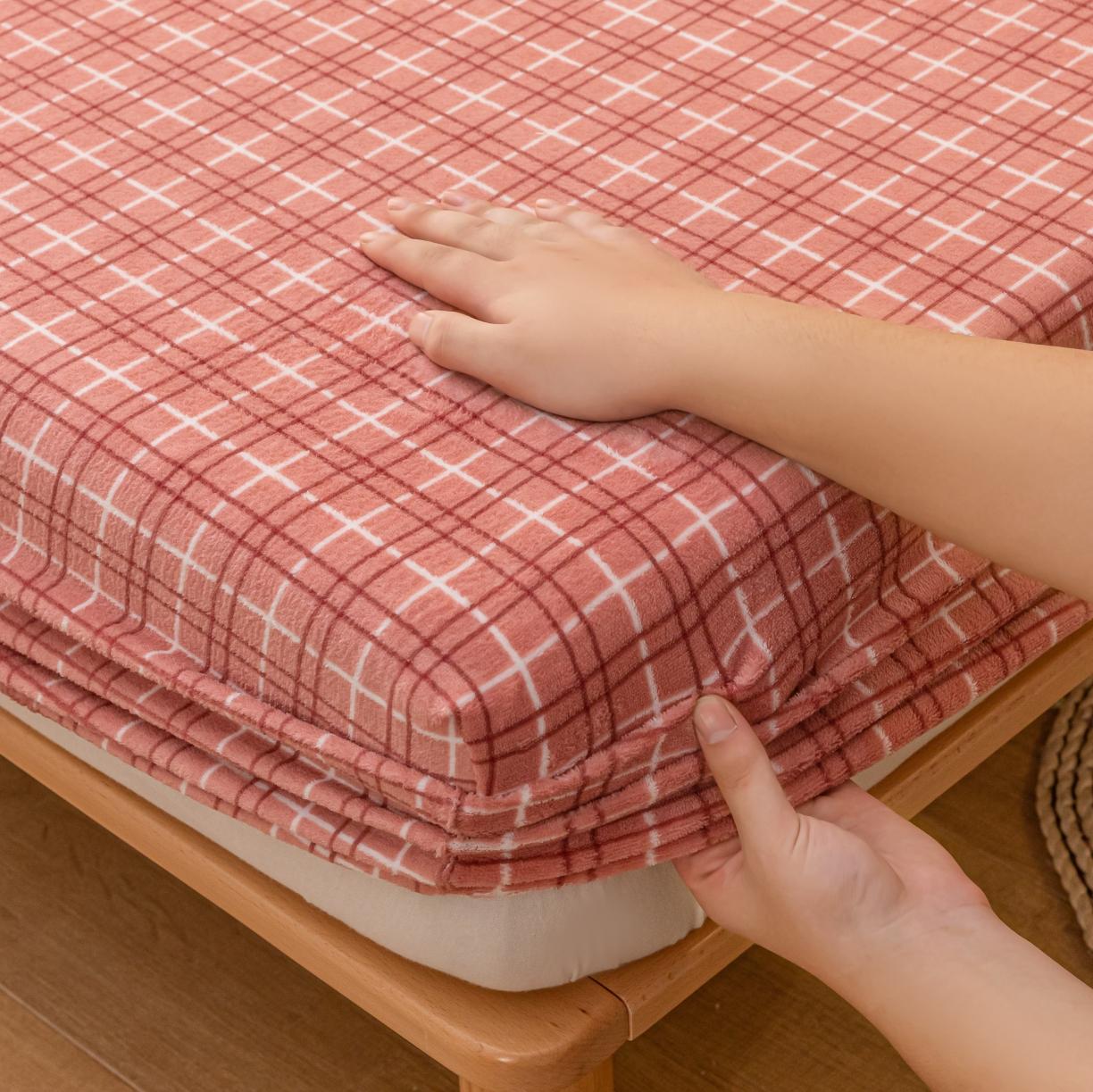 91家纺网 家纺一手货源 找家纺 春寻家纺 2022新款加厚牛奶绒床笠 豆沙格