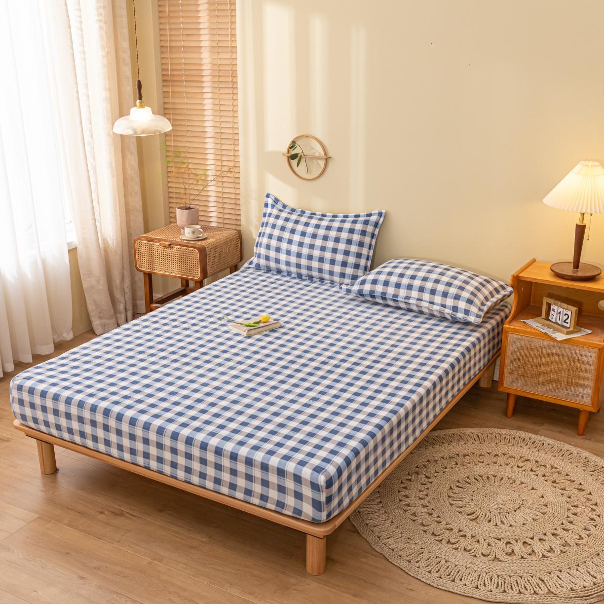 91家纺网 家纺一手货源 找家纺 春寻家纺 2022新款加厚牛奶绒床笠 蓝白格