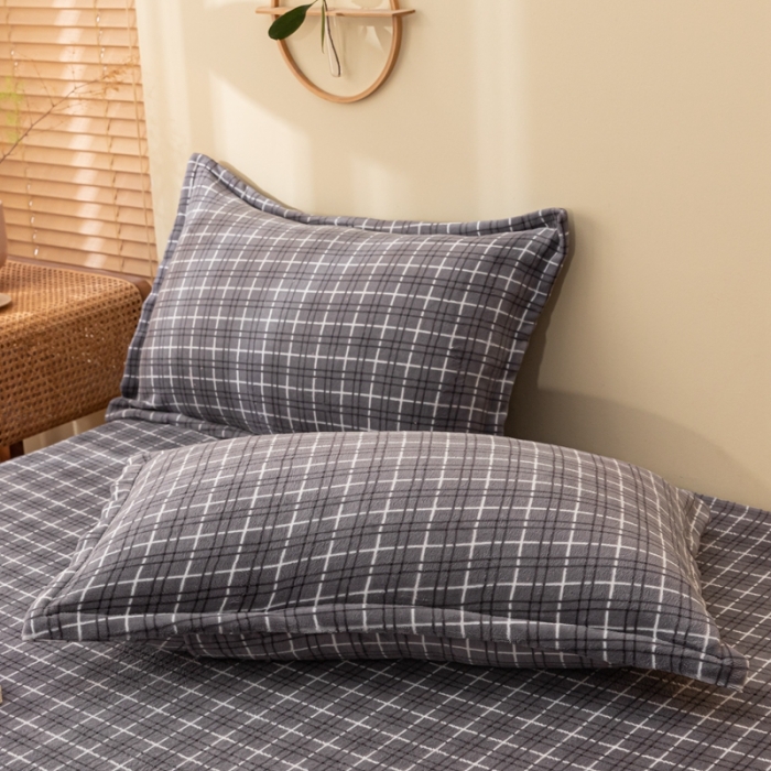 91家纺网 家纺一手货源 找家纺 春寻家纺 2022新款加厚牛奶绒床笠 深灰格