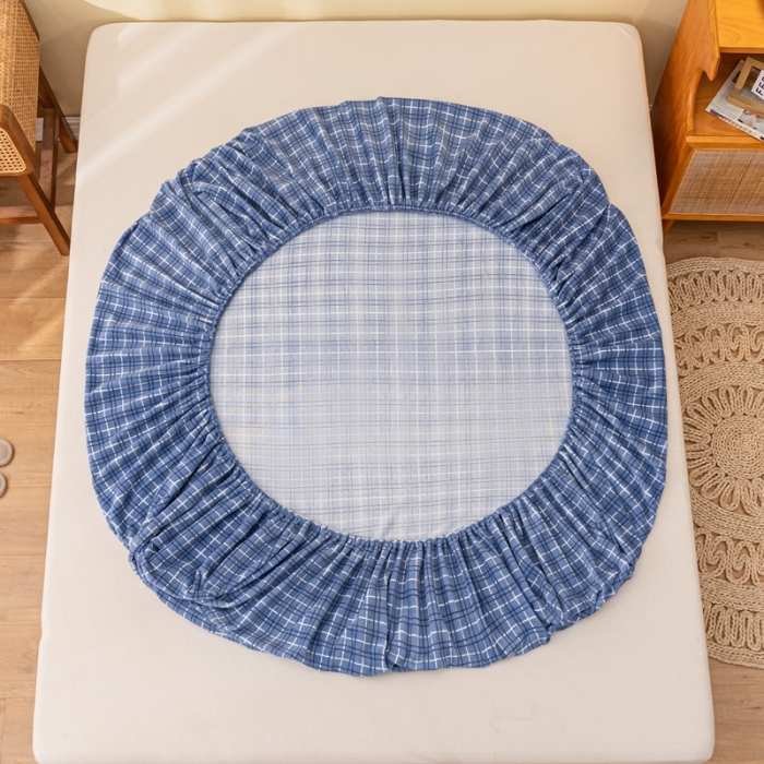 91家纺网 家纺一手货源 找家纺 春寻家纺 2022新款加厚牛奶绒床笠 深蓝格